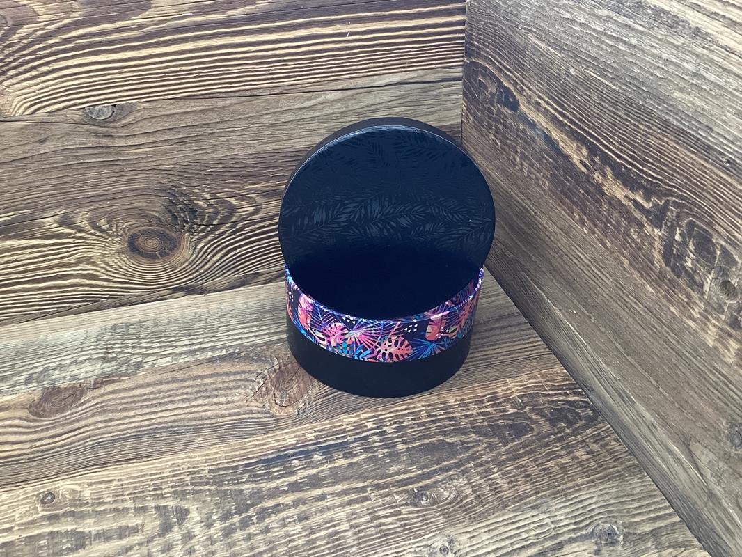 Petite boîte ronde noire - Photo 1