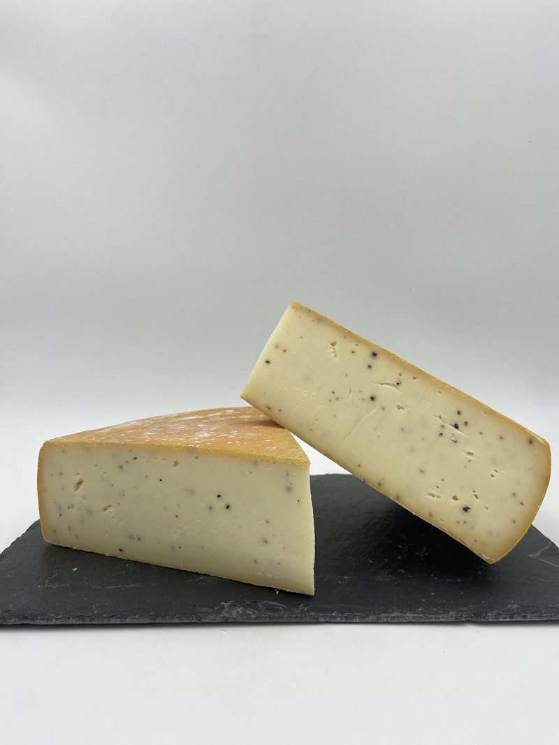 Fromage truffé pour Raclette (Tranché) - La ferme de l'Angélie